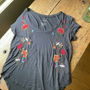 American Eagle Favorite Tee Embroidered